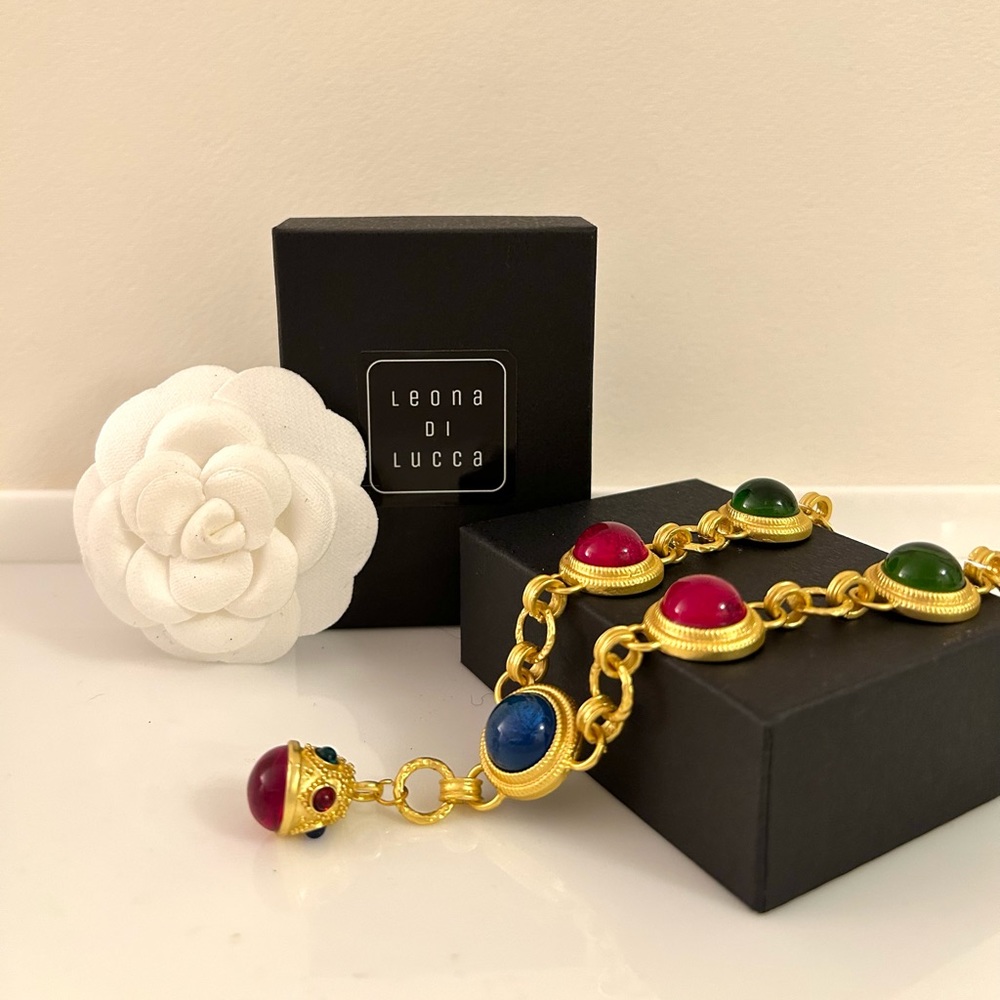 Leona di Lucca Fashion Jewerly Set with necklace and camelia brooch.